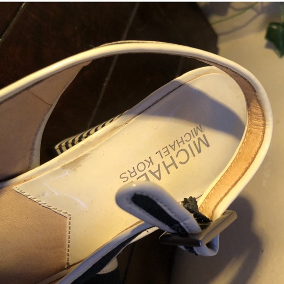 Vintage MICHAEL Michael Kors Navy/White Striped Heels Sandals - Picture 3 of 4